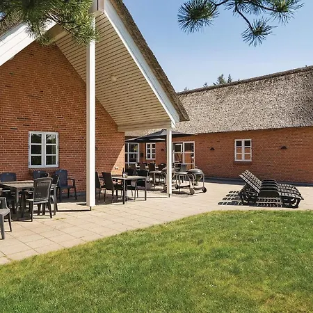 Lovely Home In Blavand With Kitchen * Blavand