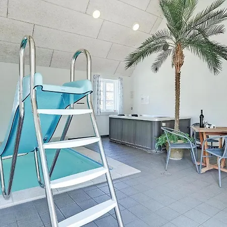 Lovely Home In Blavand With Kitchen *