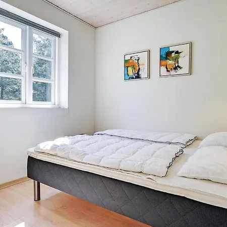 Lovely Home In Blavand With Kitchen *